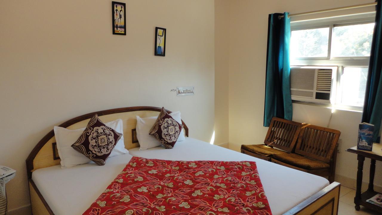 Hotel Swarajya Palace Agra  Zewnętrze zdjęcie